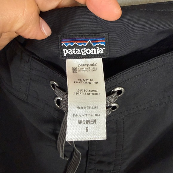 Patagonia Women's Black Wavefarer Board‎ Shorts Lace Up Details Size 6 - Picture 3 of 4